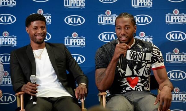 国脚单场进球助球队锁定胜利（国脚建功，球队锁定胜局）