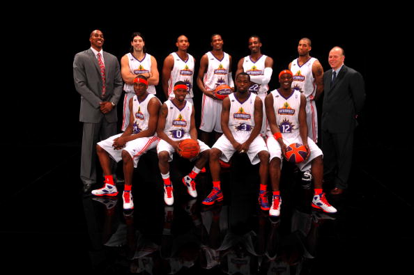 国王超市开张！名记曝球队已无非卖品 多人成争冠球队急需之人（国王开启“清仓”模式！名记者称队内无人非卖 多人成争冠球队补强目标）