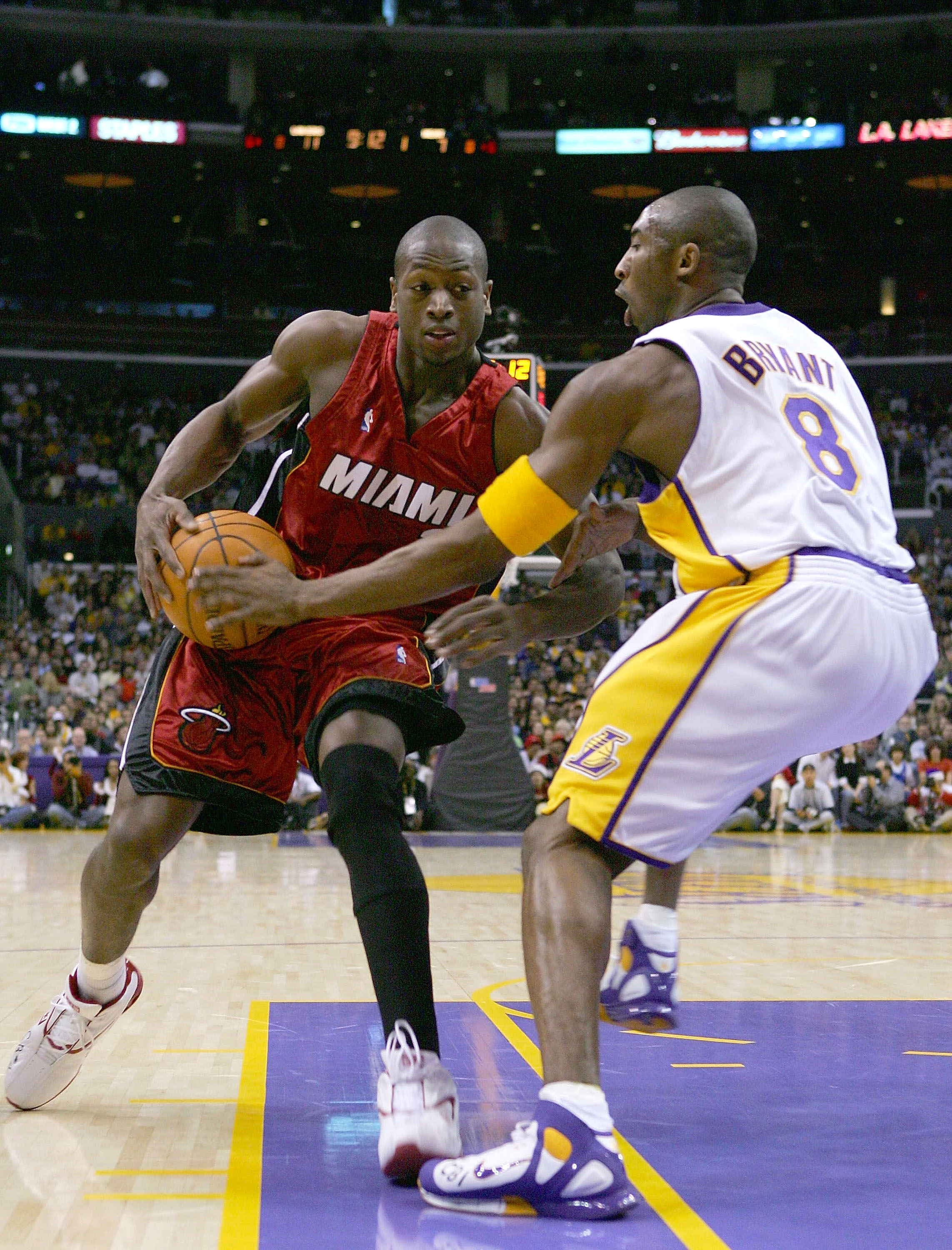 日本足协官方：铃木彩艳因伤缺席本月名单，野泽大志替补入选（日本足协通报：铃木彩艳因伤无缘本月名单，野泽大志递补入选）