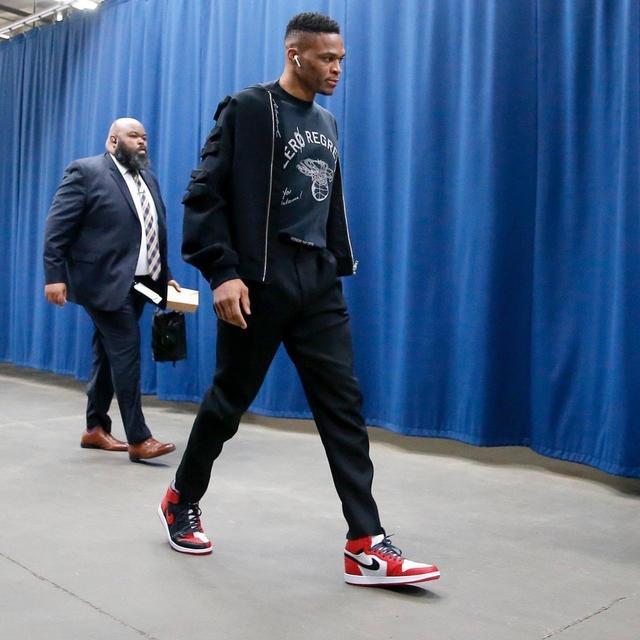 遗憾空砍！杰伦·约翰逊20中9贡献21分18篮板16助攻（难挽败局！杰伦·约翰逊20投9中砍下21分18板16助）