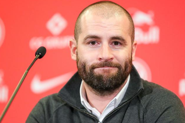 维埃里：现在拿皮奥和其他人比较毫无意义，应该让他安心踢球（维埃里：别再拿皮奥跟他人对比了，让他专心踢球才是正道）