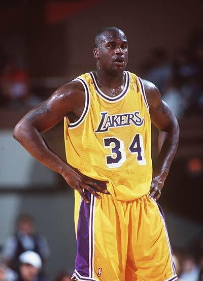 威少21分11助攻约基奇44分13篮板 国王绝地反击终结八连败（威少21分11助 约基奇44分13板 国王上演大逆转终结八连败）