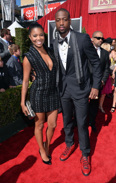 足球世界杯亚洲区预选赛关键比赛回顾（世界杯亚洲区预选赛焦点战复盘）