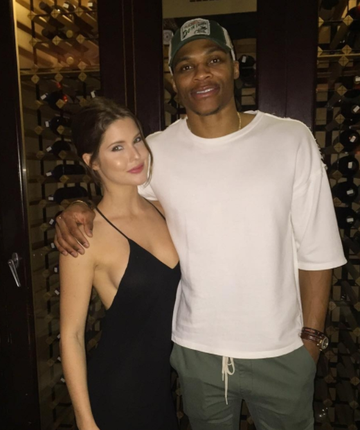 官方：拜仁与孔帕尼麾下的教练团队续约至2029年（拜仁官宣：与孔帕尼教练组续约至2029年）